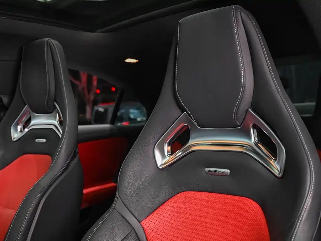 MERCEDES-BENZ CLA AMG