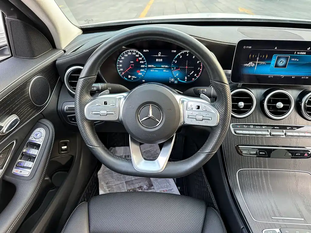 Mercedes-Benz C-Class — миниатюра 17