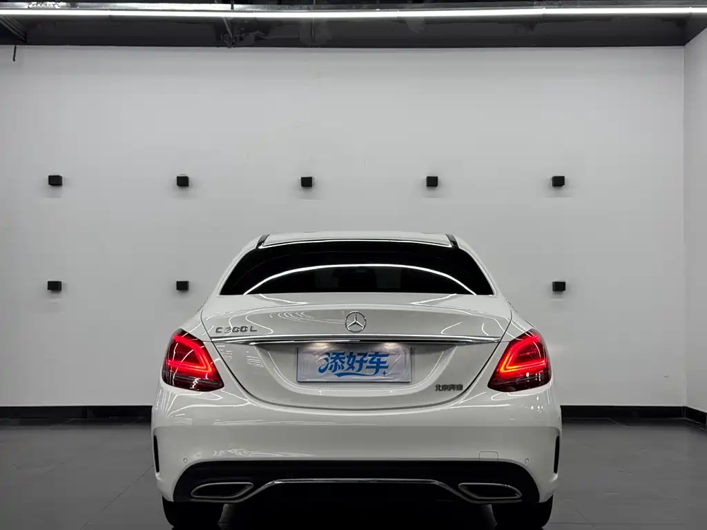 Mercedes-Benz C-Class — миниатюра 14