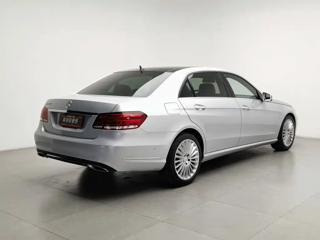 Mercedes-Benz E-Class — миниатюра 2