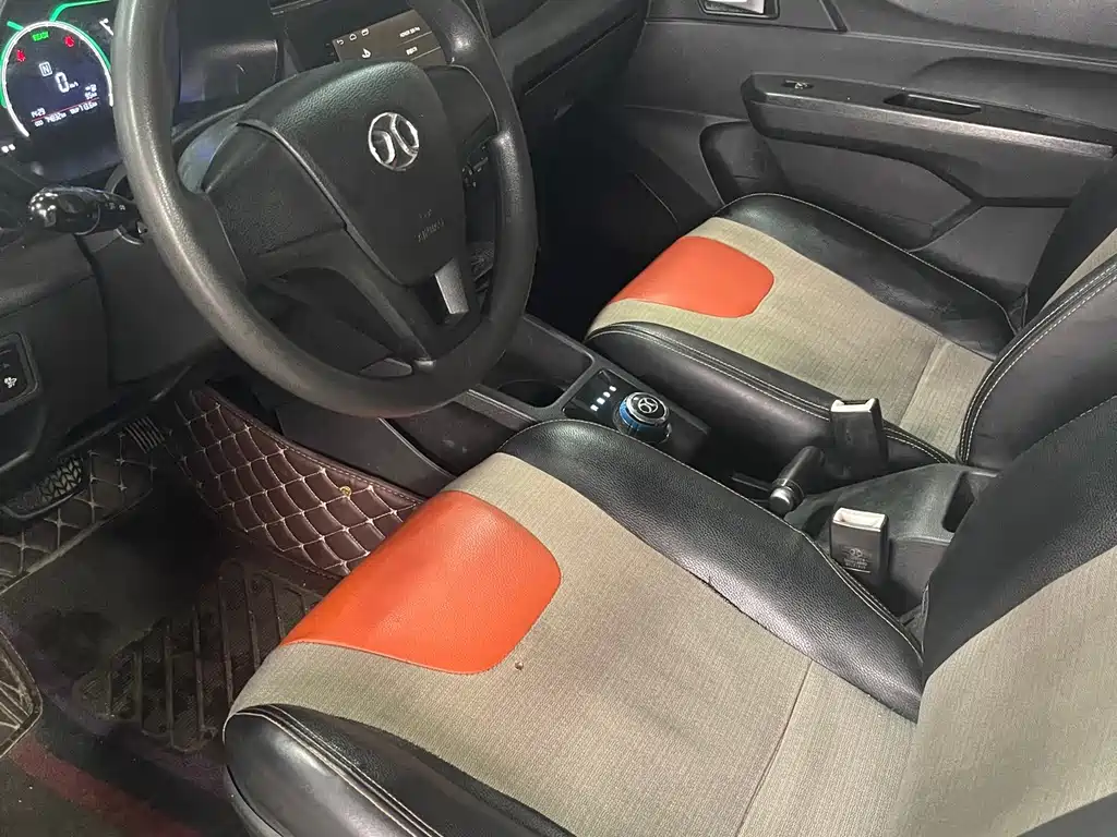 BAIC New Energy EC — миниатюра 3