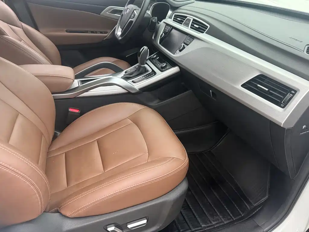 Geely Boyue — миниатюра 7