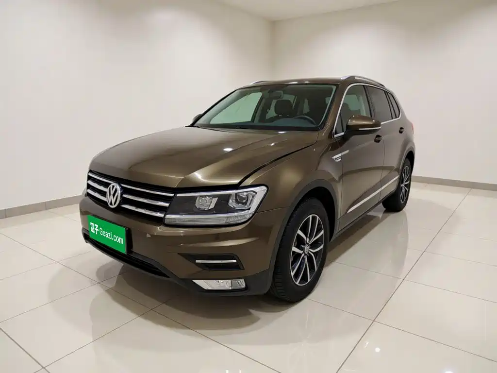 Volkswagen Tiguan L — миниатюра 2