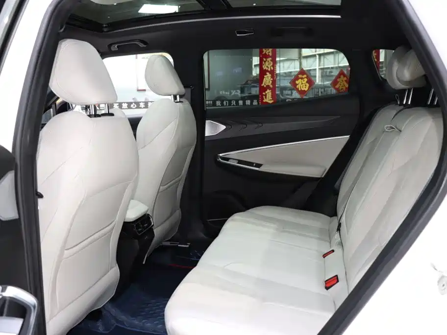 Geely Boyue — миниатюра 11