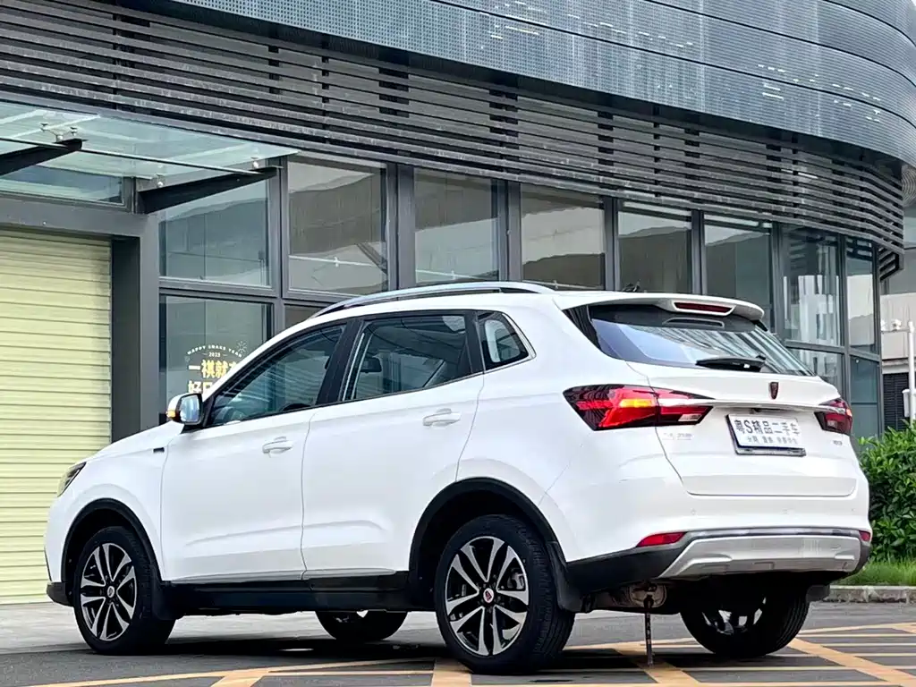 Roewe RX3 — миниатюра 4