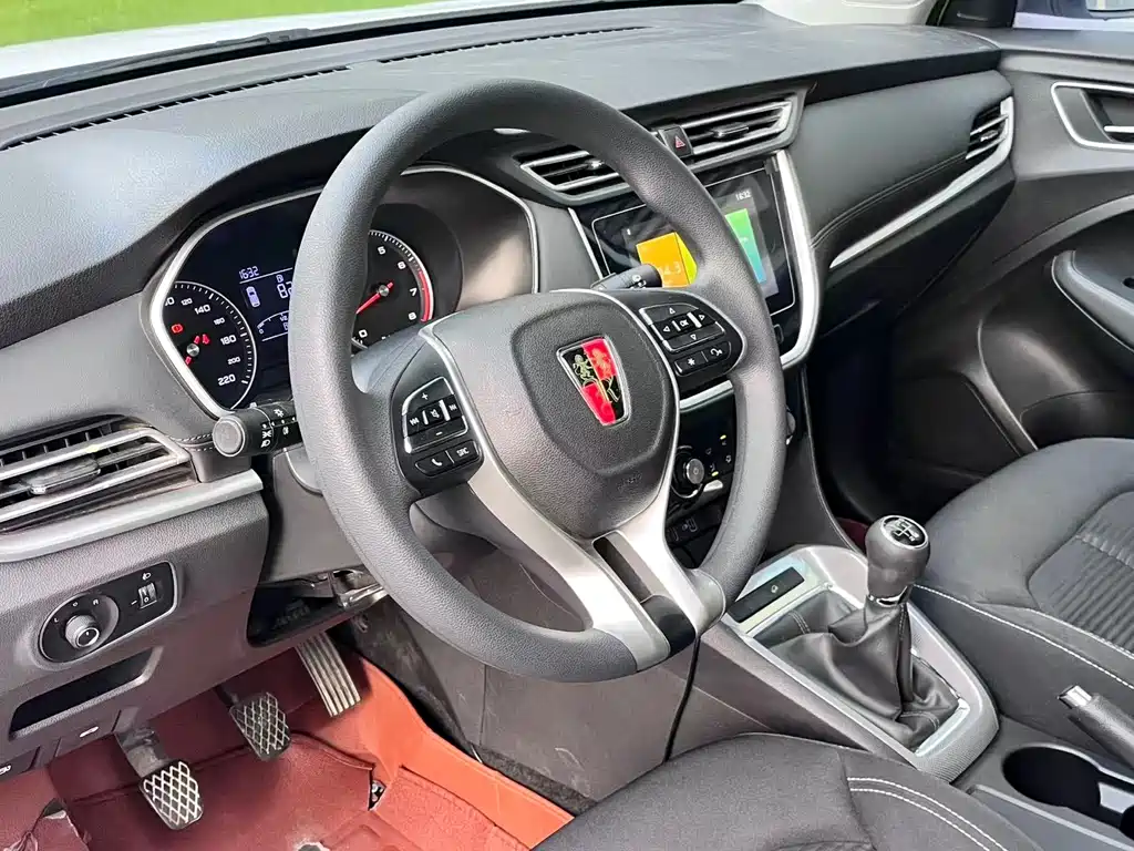 Roewe RX3 — миниатюра 9