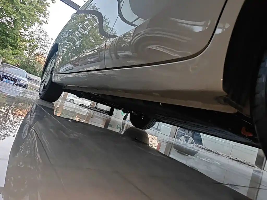 Wuling MINIEV — миниатюра 22
