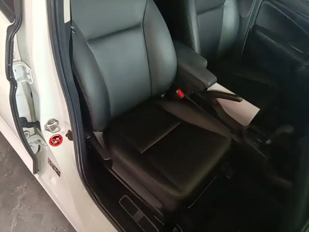 Honda Fit — миниатюра 25