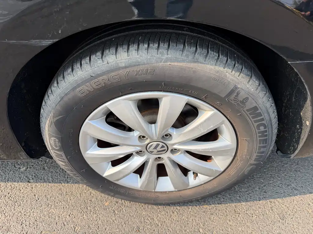 Volkswagen Passat — миниатюра 8