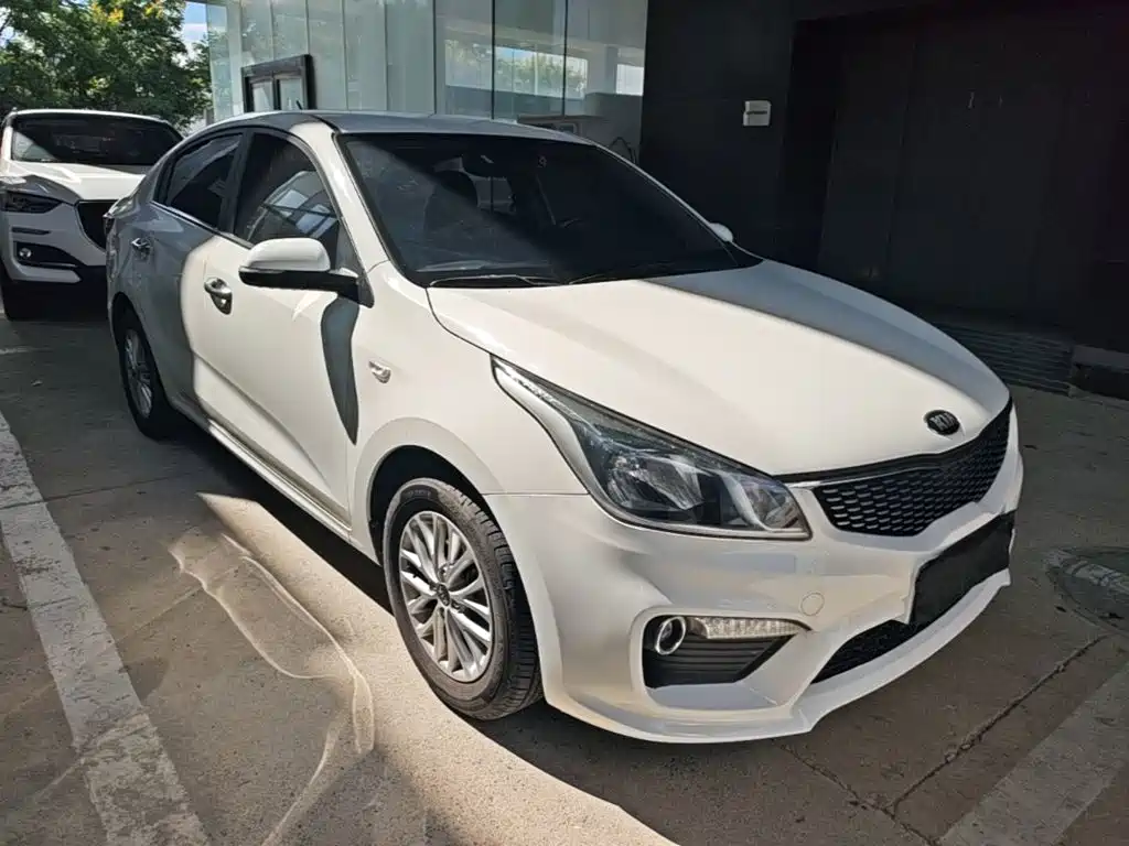 Kia K2 — миниатюра 4