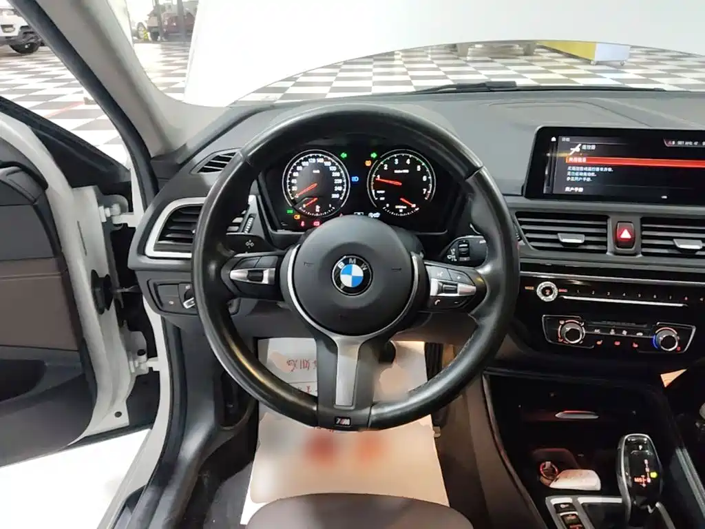 BMW 1 Series — миниатюра 11