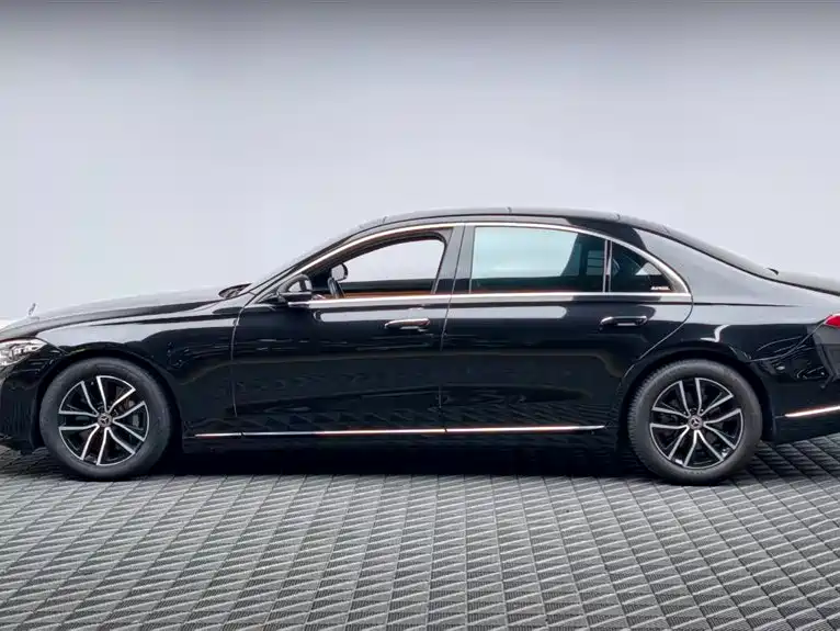 Mercedes-Benz S-Class — миниатюра 4