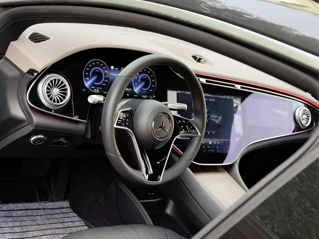 Mercedes-Benz EQS 2023 450+