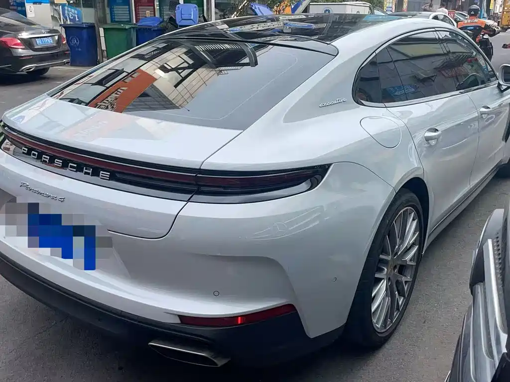 Porsche Panamera — миниатюра 7