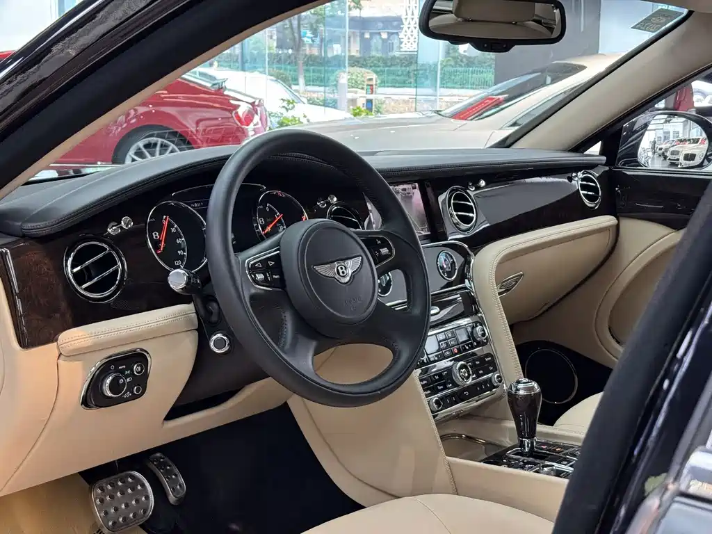 Bentley Mulsanne — миниатюра 7