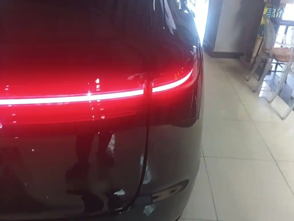 Li Auto Li L9 — миниатюра 8