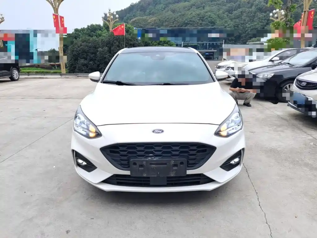 Ford Focus — миниатюра 3