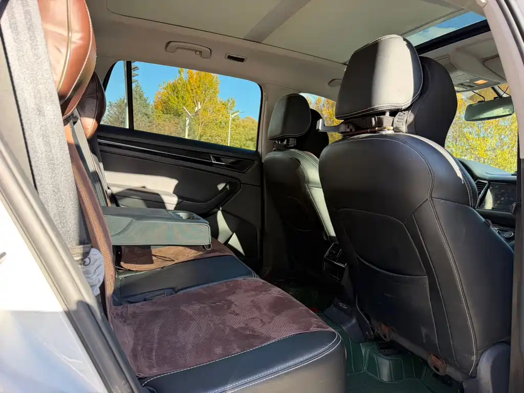 Skoda Kodiaq — миниатюра 12