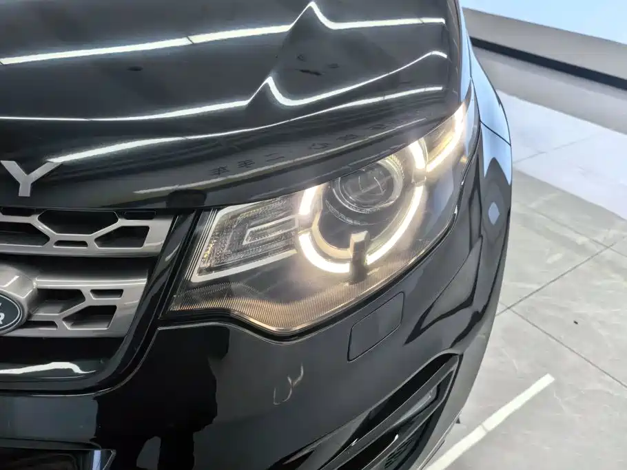 Land Rover Discovery Sport — миниатюра 5