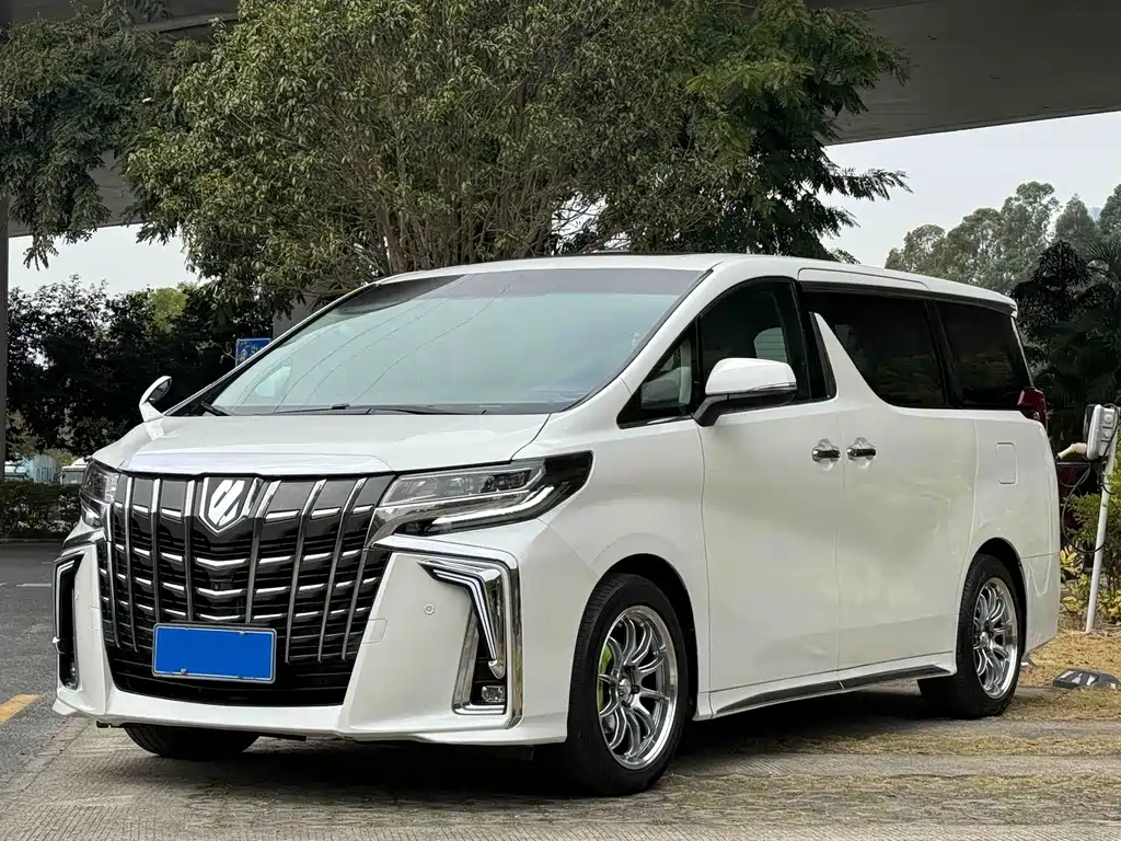 Toyota Alphard 2016
