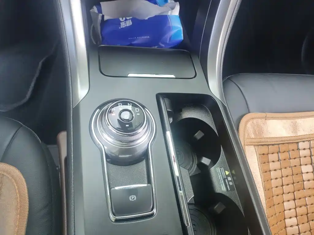 Ford Mondeo — миниатюра 11