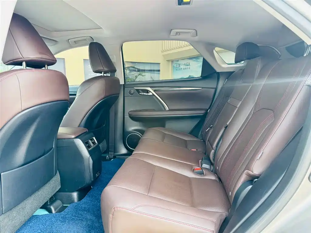Lexus RX — миниатюра 5
