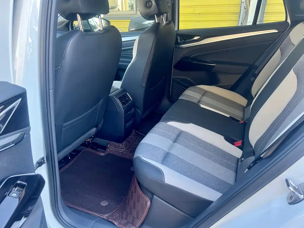 Volkswagen ID.4 Crozz — миниатюра 14