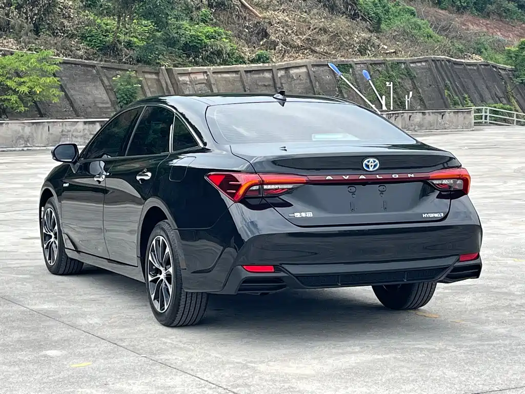 Toyota Avalon 2023 2.5L Luxury