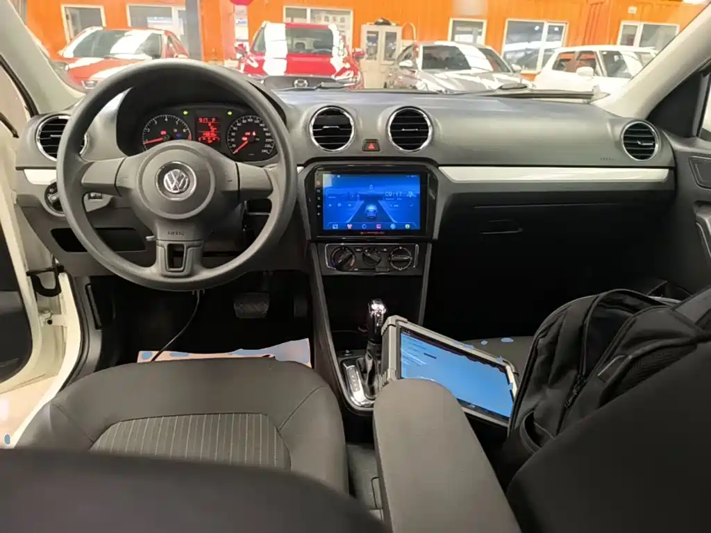 Volkswagen Jetta — миниатюра 10