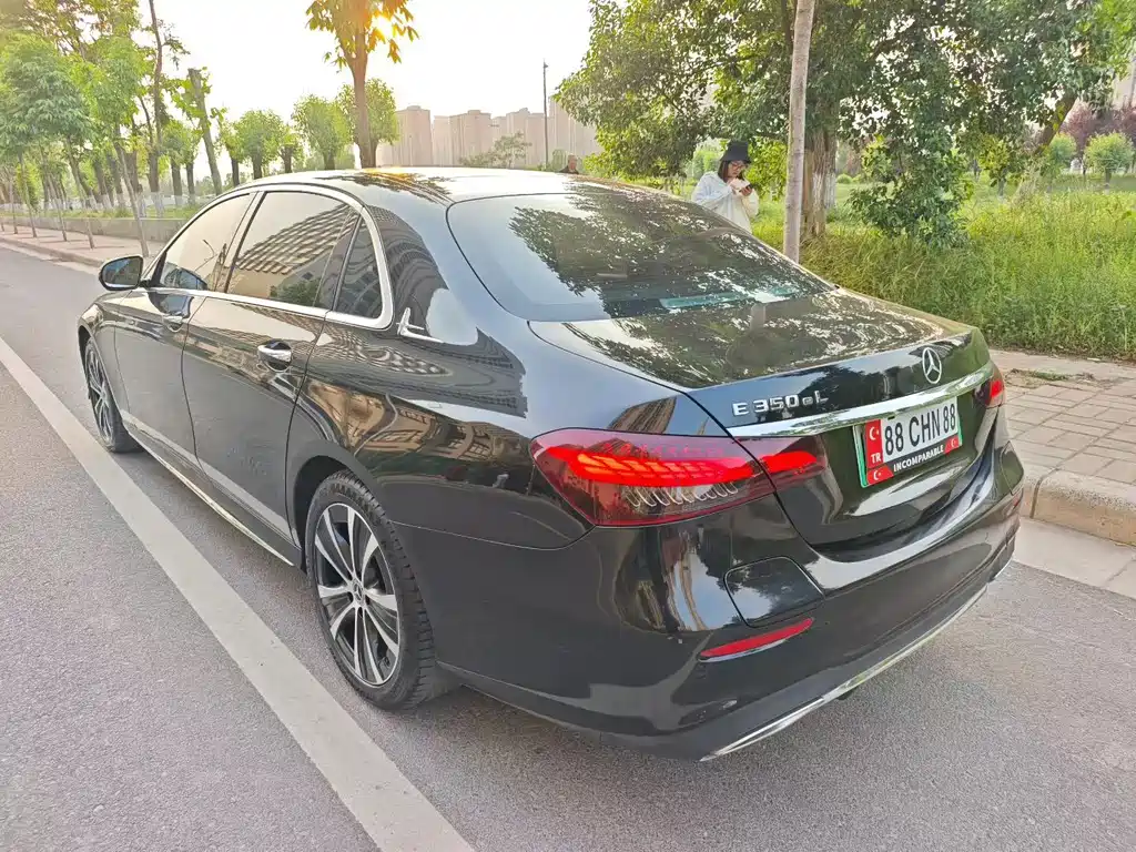 Mercedes-Benz E-Class E 2023 E 350 e L Sport