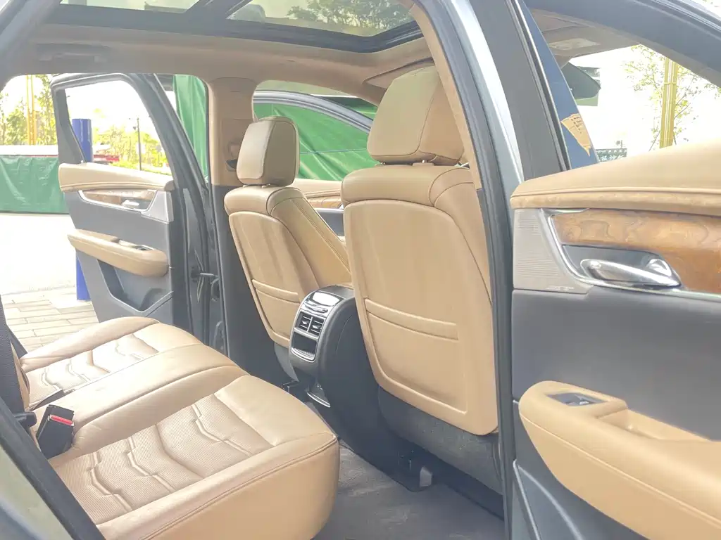 Cadillac XT5 — миниатюра 17