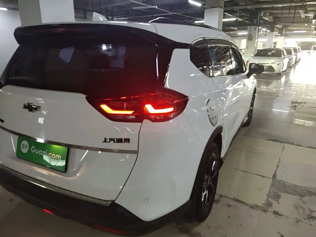 Chevrolet Volando — миниатюра 8