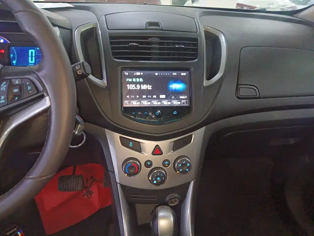 Chevrolet Trax — миниатюра 9