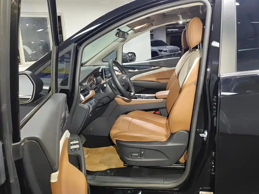 SAIC MAXUS CHASE G50