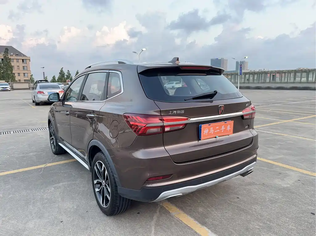Roewe RX5 — миниатюра 4