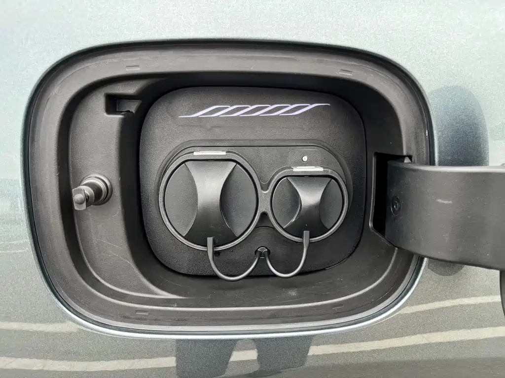 BYD Tang L — миниатюра 25