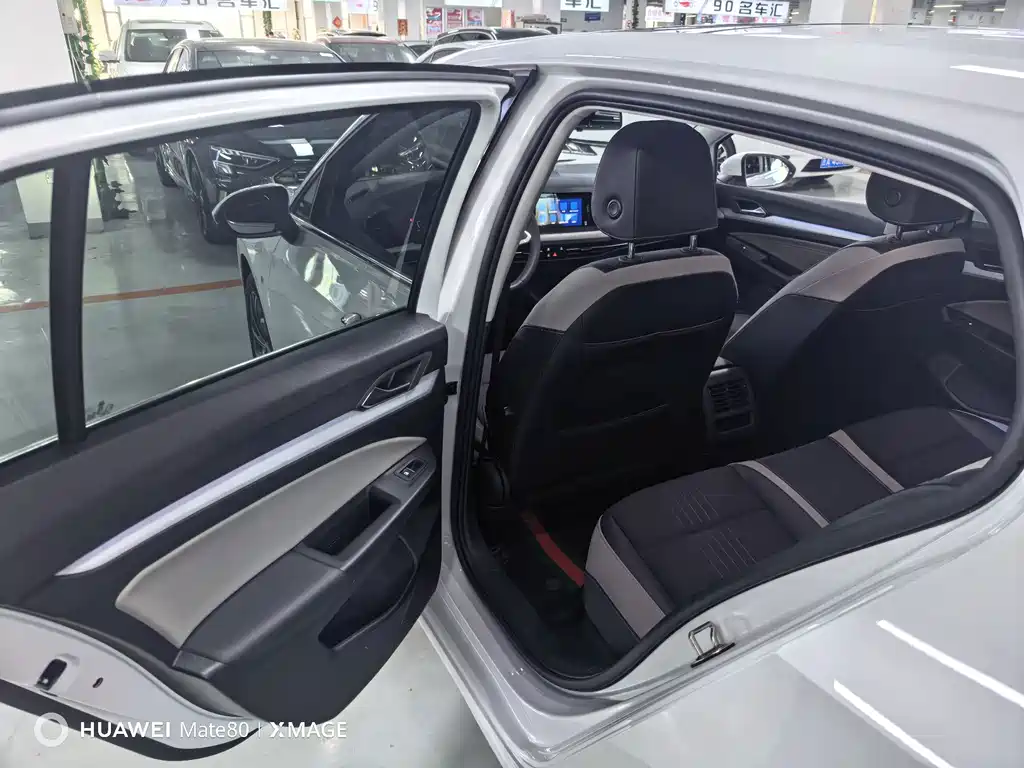 Volkswagen Golf — миниатюра 7