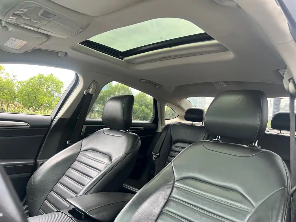 Ford Mondeo — миниатюра 21