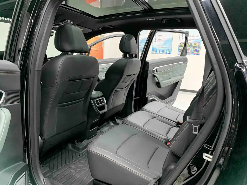 Geely Haoyue L — миниатюра 9