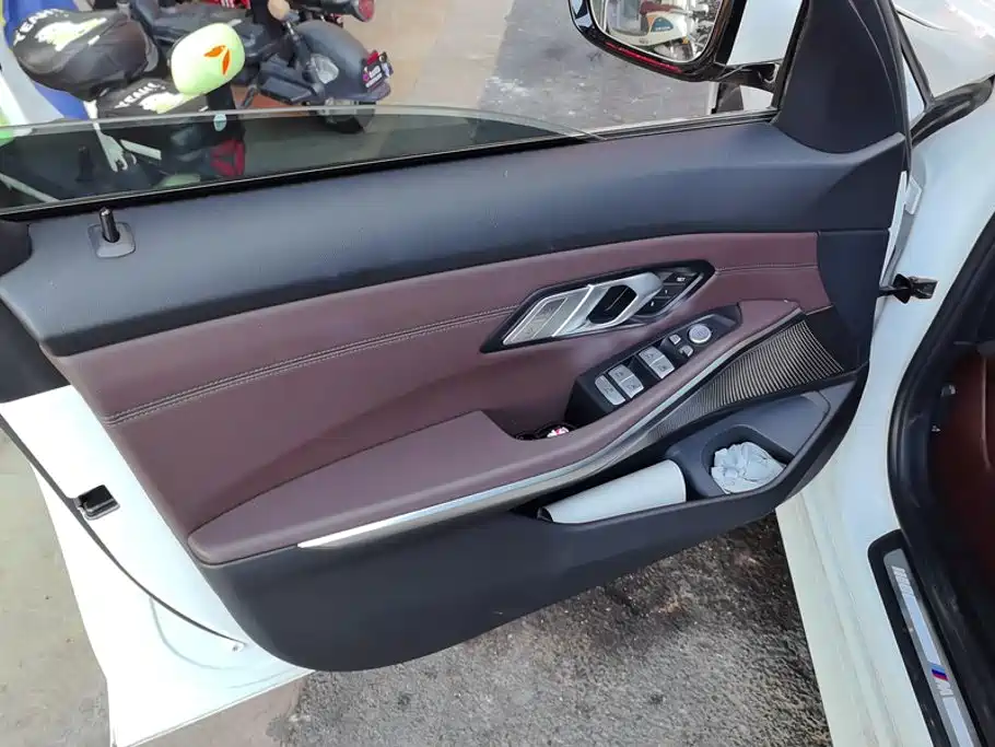 BMW 3 Series — миниатюра 7