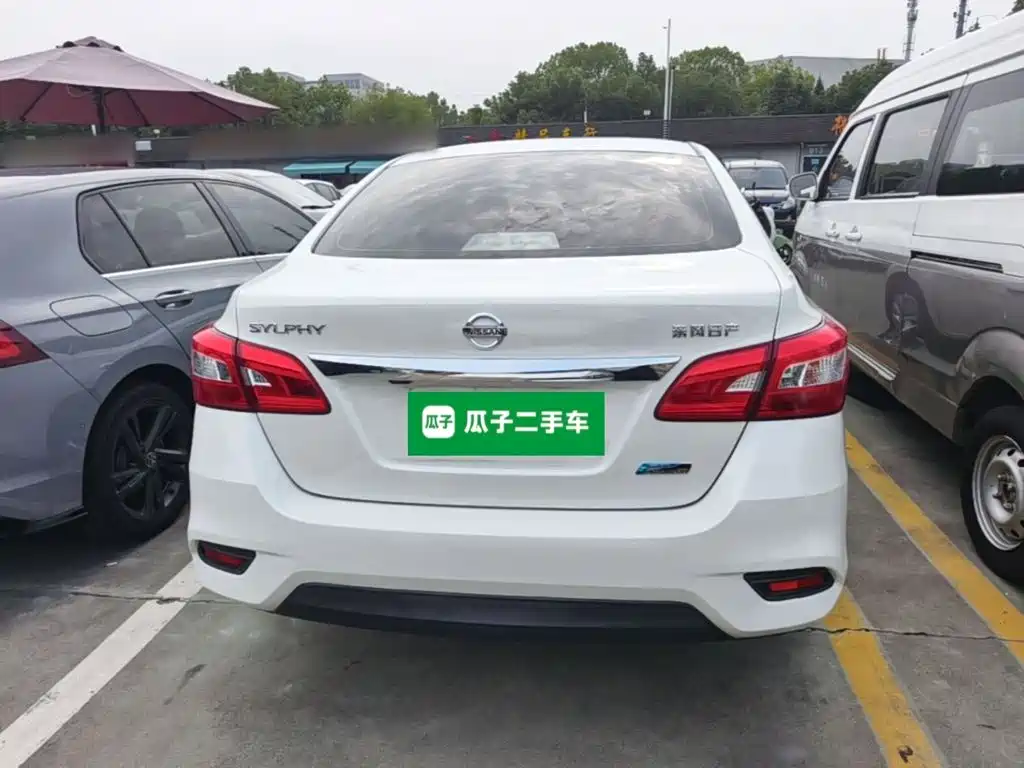 Nissan Sylphy — миниатюра 6