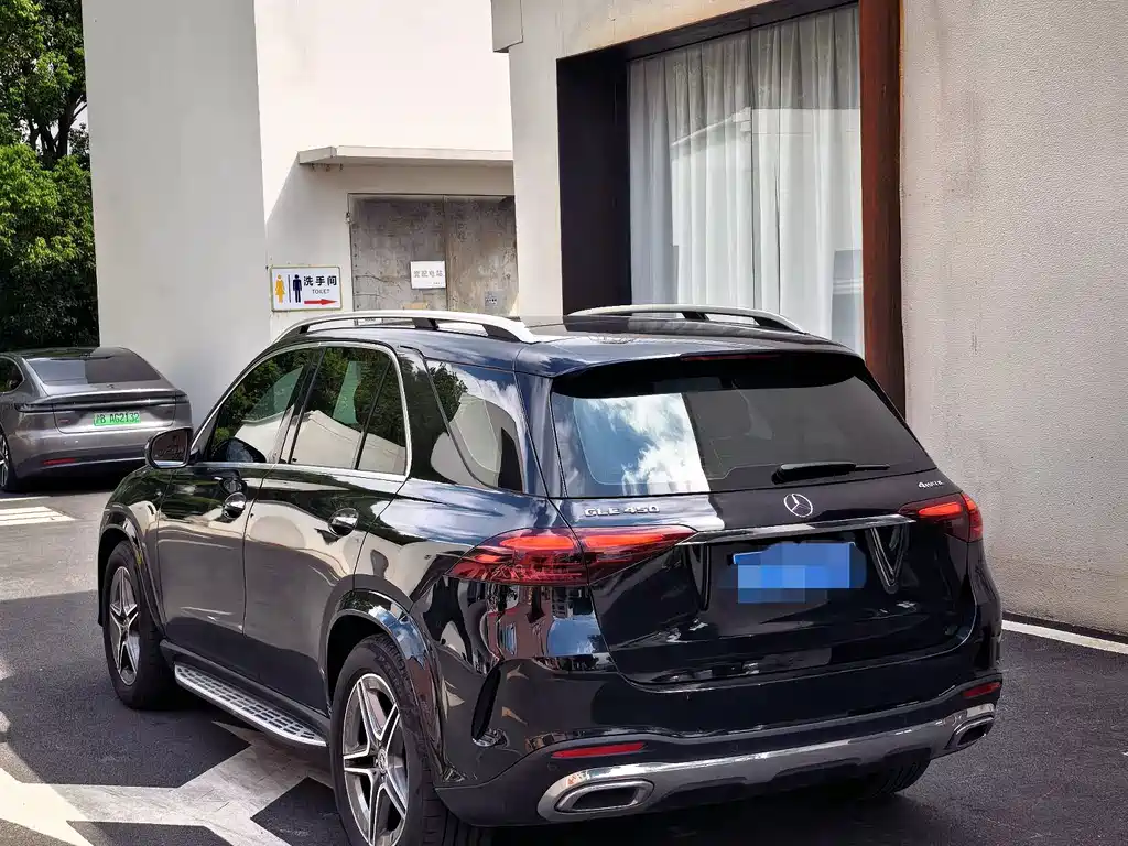 Mercedes-Benz GLE (Import) — миниатюра 7