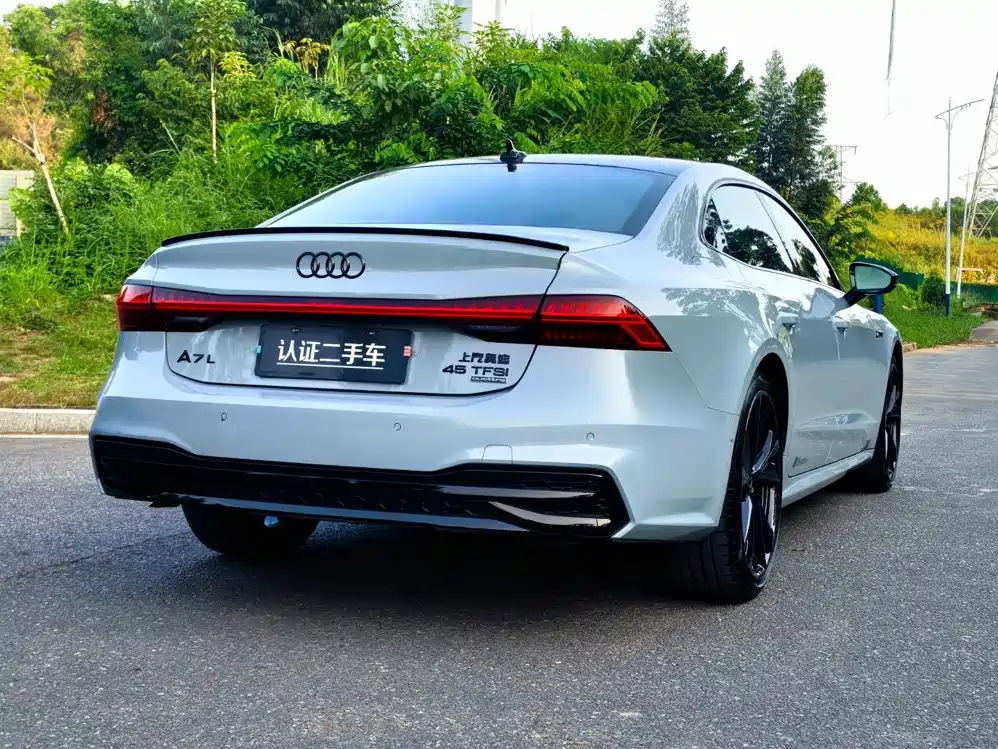 Audi A7L — миниатюра 7