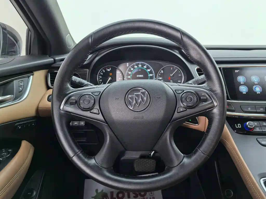 Buick LaCrosse — миниатюра 7
