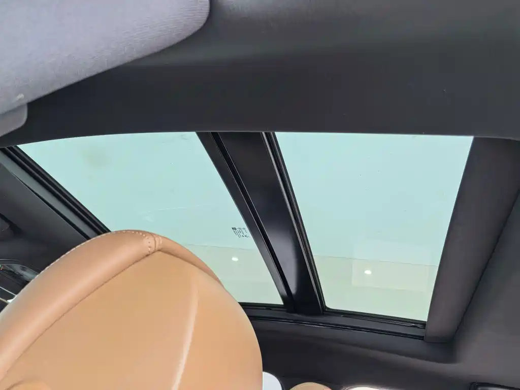 Buick LaCrosse — миниатюра 10