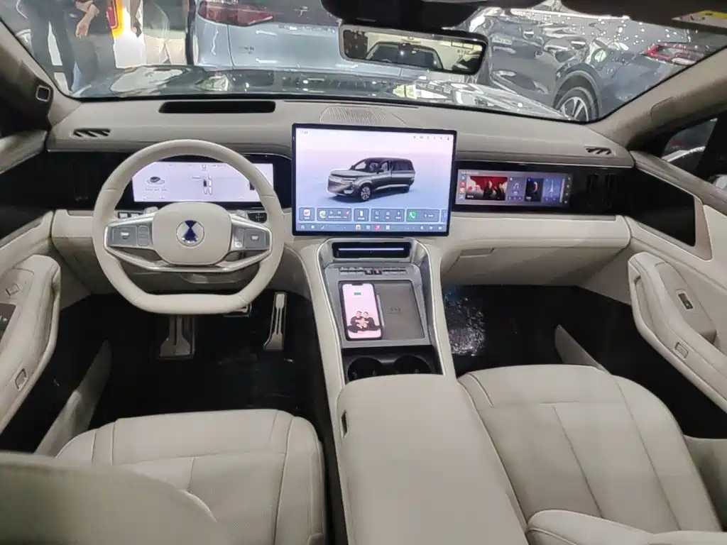 Denza N8L 2025 Flagship