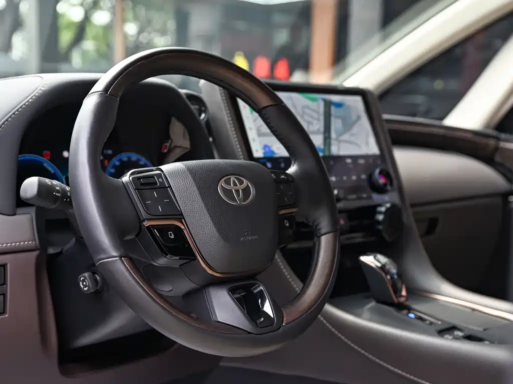Toyota Alphard 2023 2.5L Premium