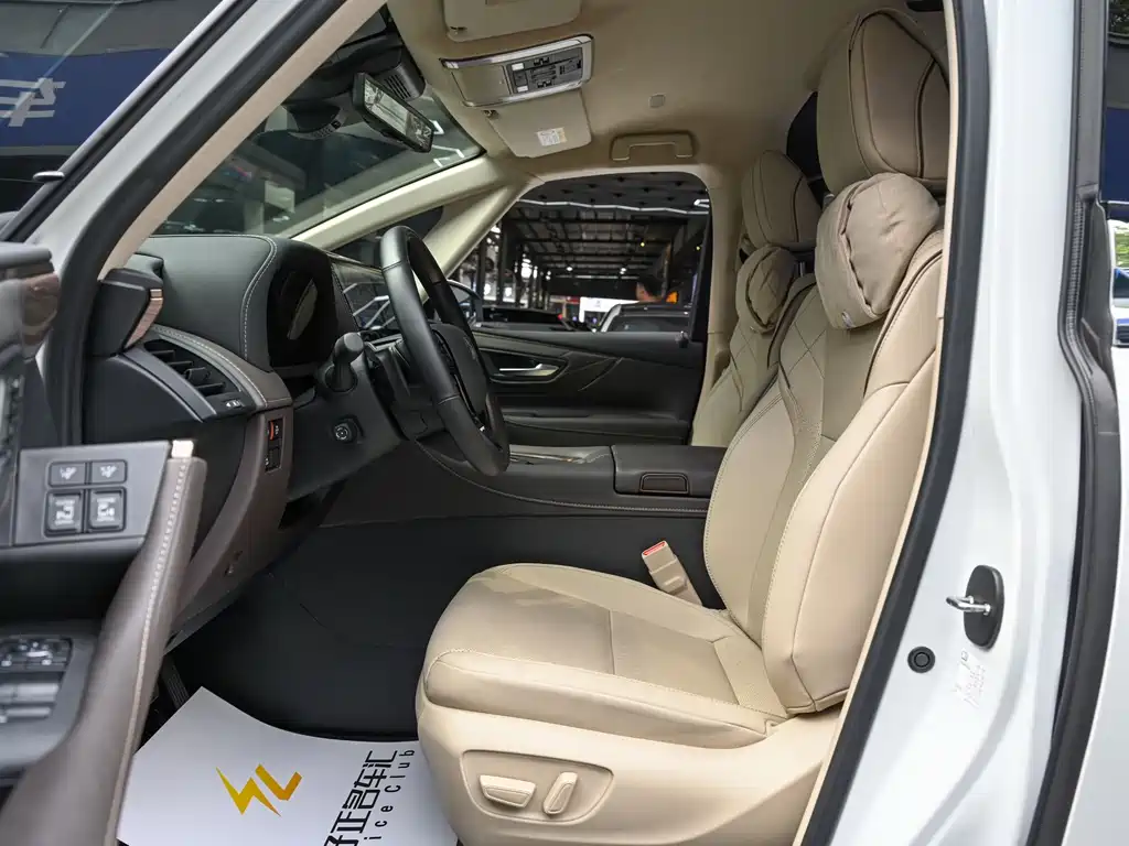 Toyota Alphard 2023 2.5L Premium
