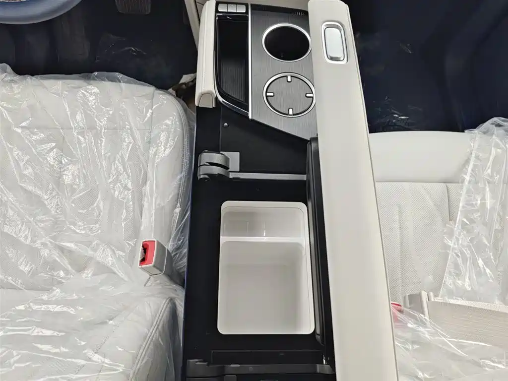 BUICK GL8 NEW ENERGY