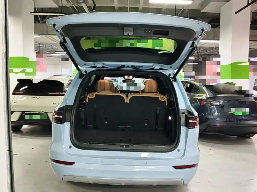 Li Auto Li ONE — миниатюра 19